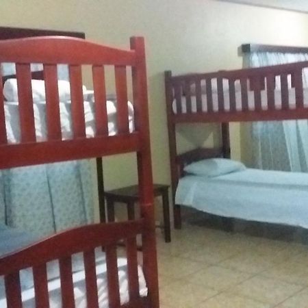 Hotel Casa Marina La Ceiba Eksteriør billede