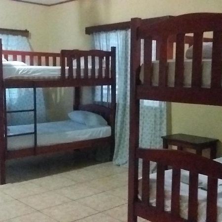 Hotel Casa Marina La Ceiba Eksteriør billede