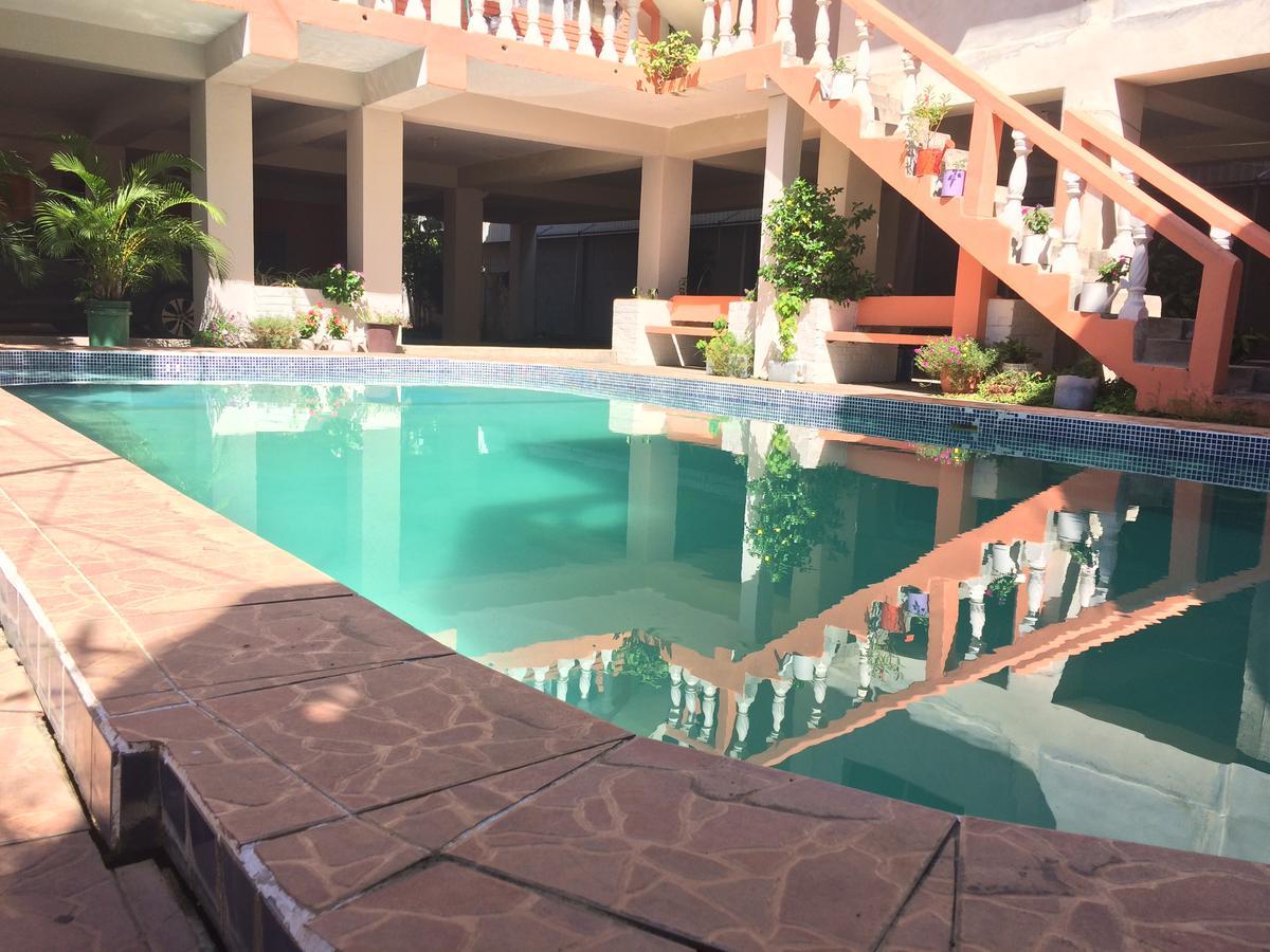 Hotel Casa Marina La Ceiba Eksteriør billede