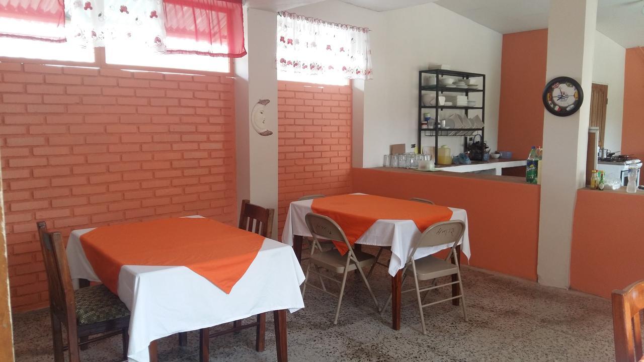 Hotel Casa Marina La Ceiba Eksteriør billede