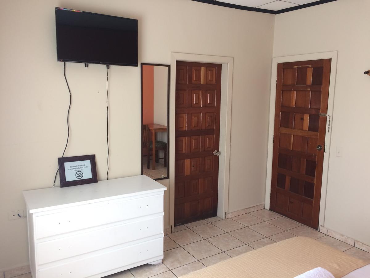 Hotel Casa Marina La Ceiba Eksteriør billede