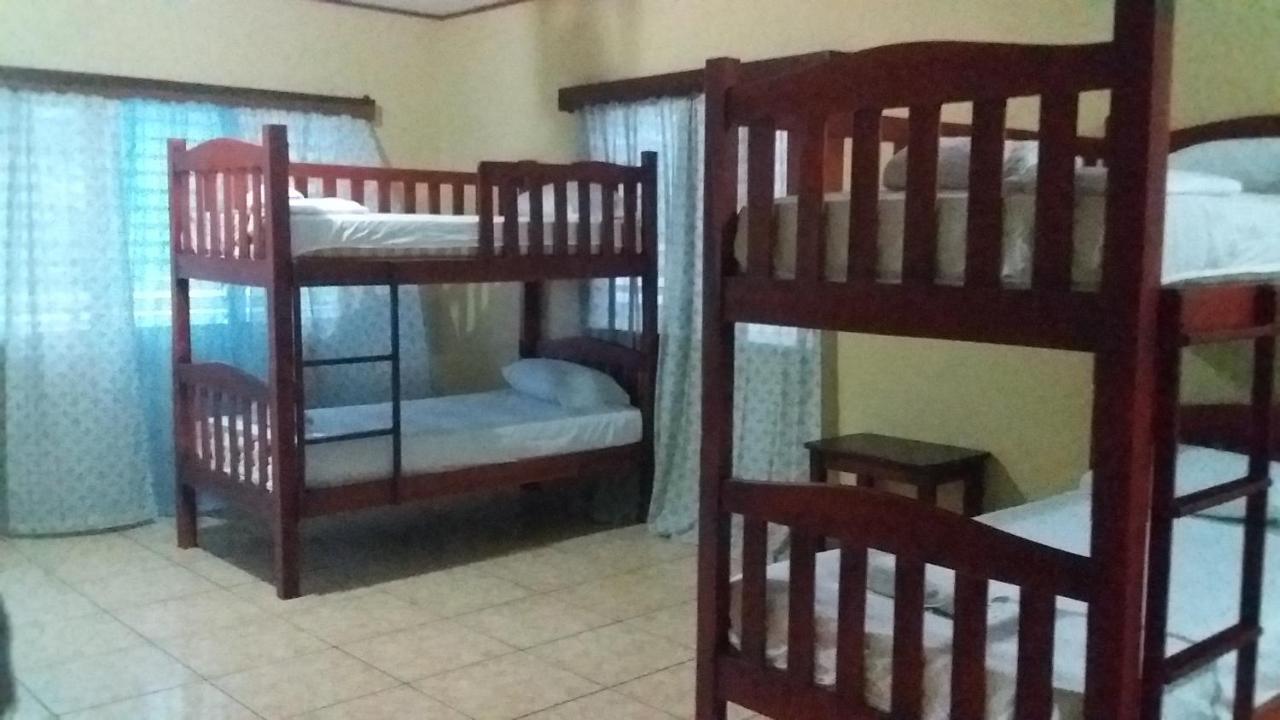 Hotel Casa Marina La Ceiba Eksteriør billede